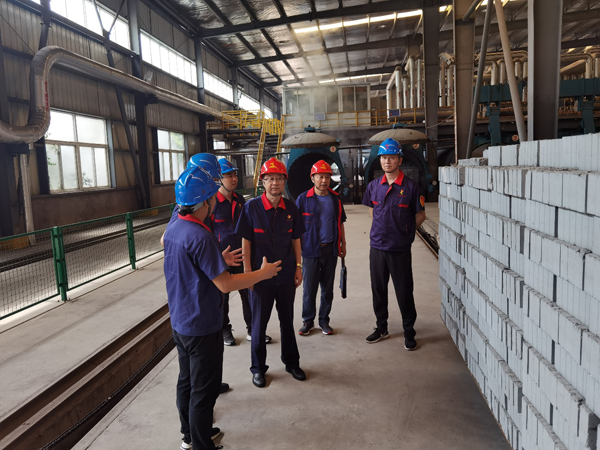 公司黨委書記調(diào)研建材業(yè)務(wù) 公司黨委書記調(diào)研建材業(yè)務(wù)