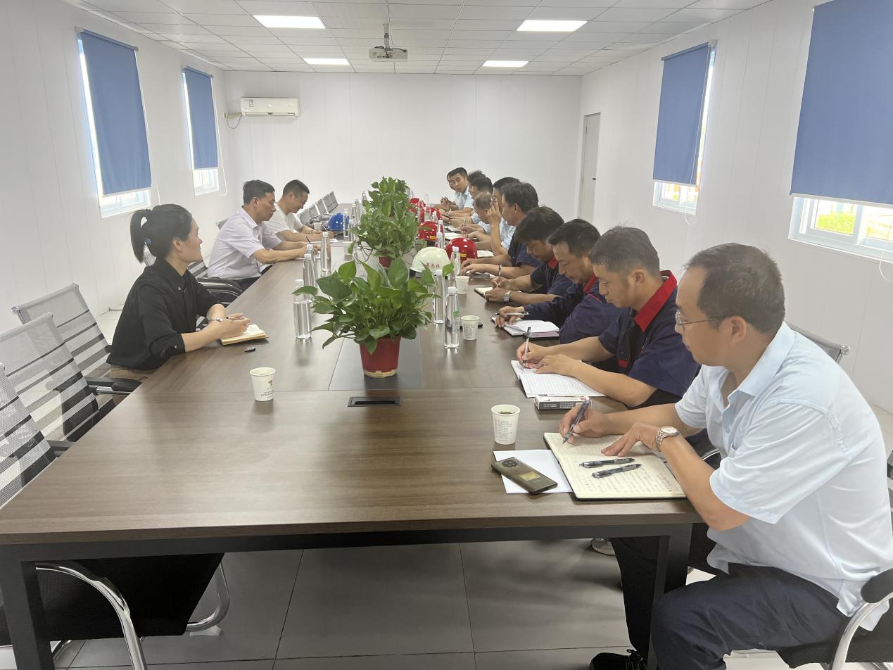 集團公司總經理丁士啟到銅基新材料項目調研指導工作 集團公司總經理丁士啟到銅基新材料項目調研指導工作