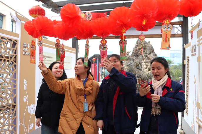 公司舉辦“猜燈謎 包湯圓 慶元宵”活動 公司舉辦“猜燈謎 包湯圓 慶元宵”活動